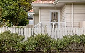 Cute & Cuddly - Somerset Cottage